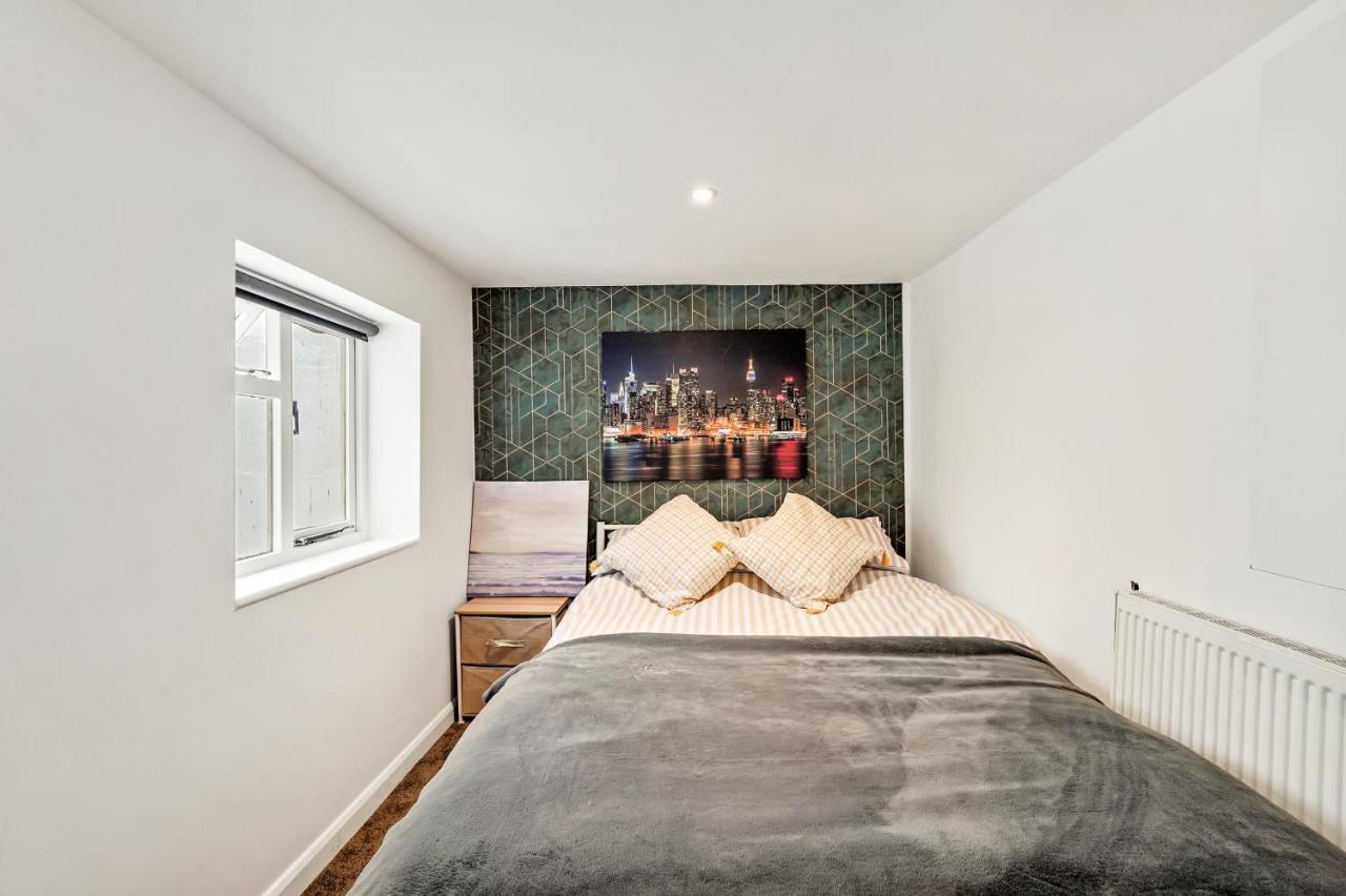 Modern One Bedroom Apartments In Μπράιτον Εξωτερικό φωτογραφία