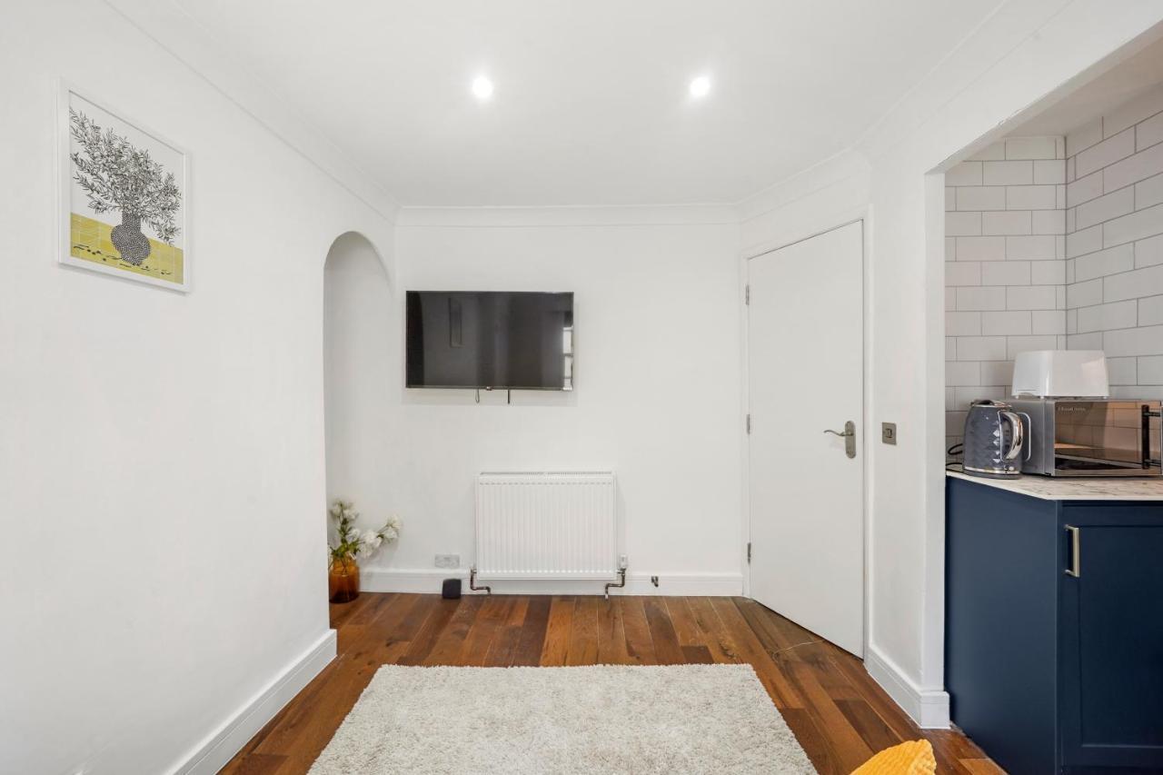 Modern One Bedroom Apartments In Μπράιτον Εξωτερικό φωτογραφία