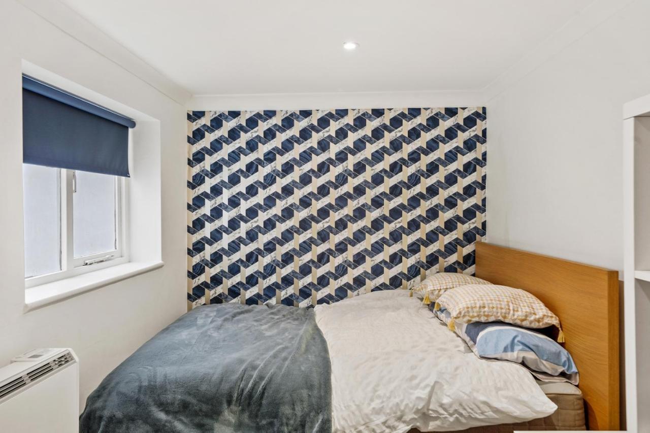 Modern One Bedroom Apartments In Μπράιτον Εξωτερικό φωτογραφία