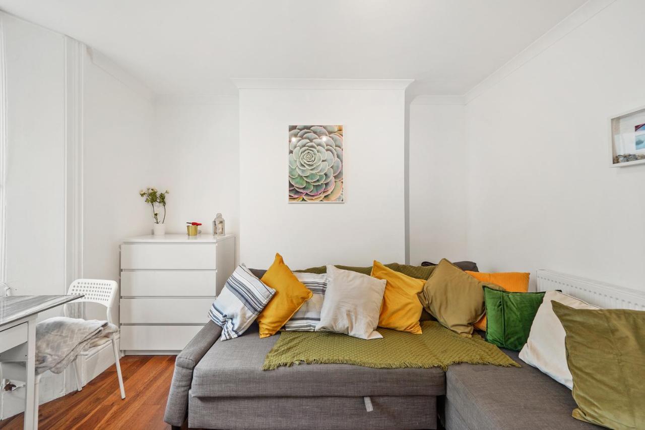 Modern One Bedroom Apartments In Μπράιτον Εξωτερικό φωτογραφία